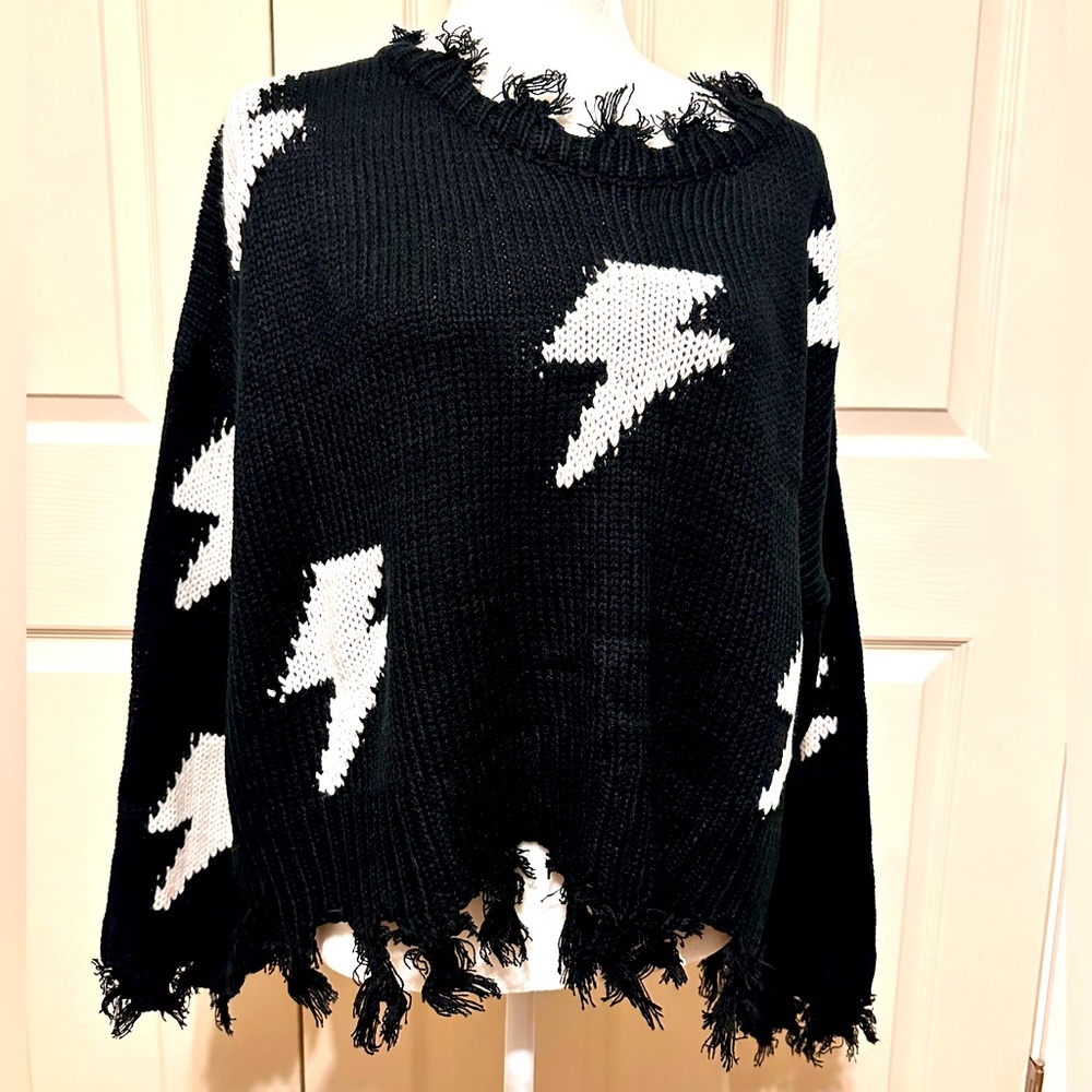 NWOT White Burch Lighting Bolt Distressed Sweater Size M